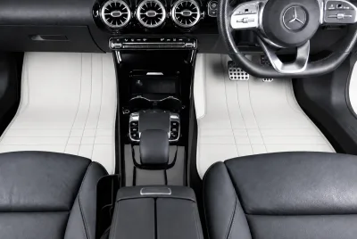 Pearl White car mat in the Minimalist Linear pattern