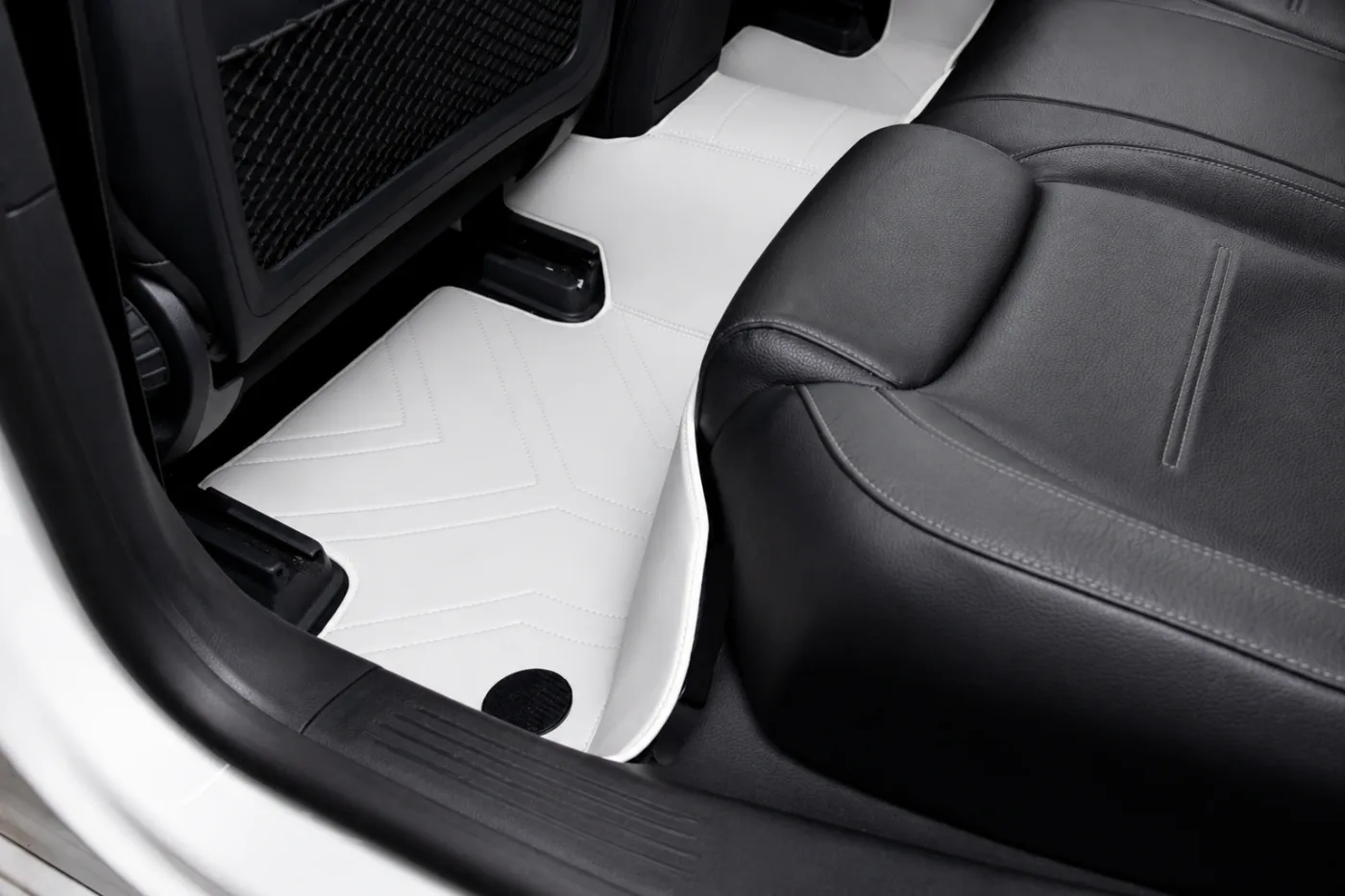 Precision Geometric V - The EzyMat Fusion Series in Black — photo 6
